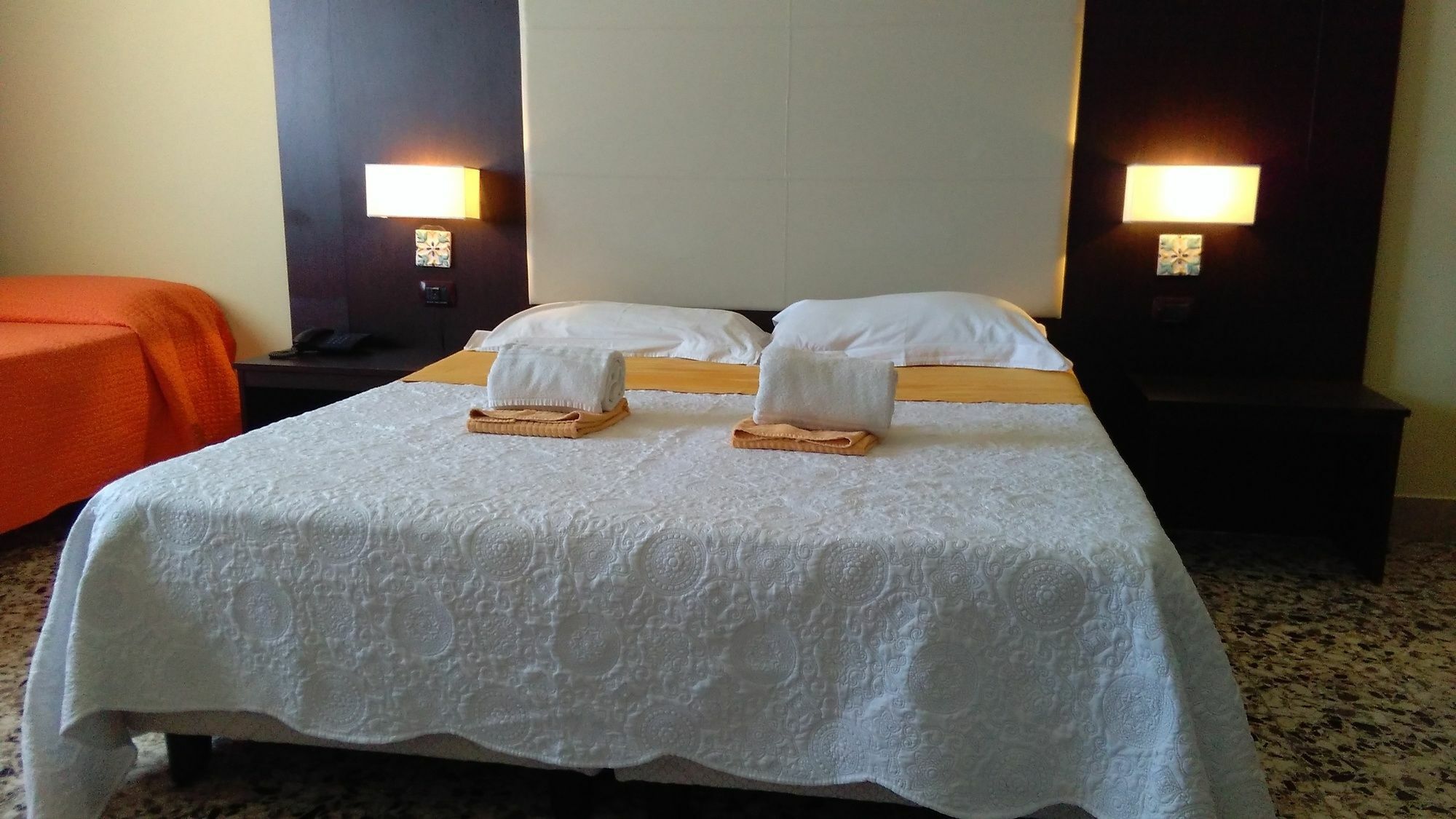 Hotel Liberta Palermo Exteriör bild